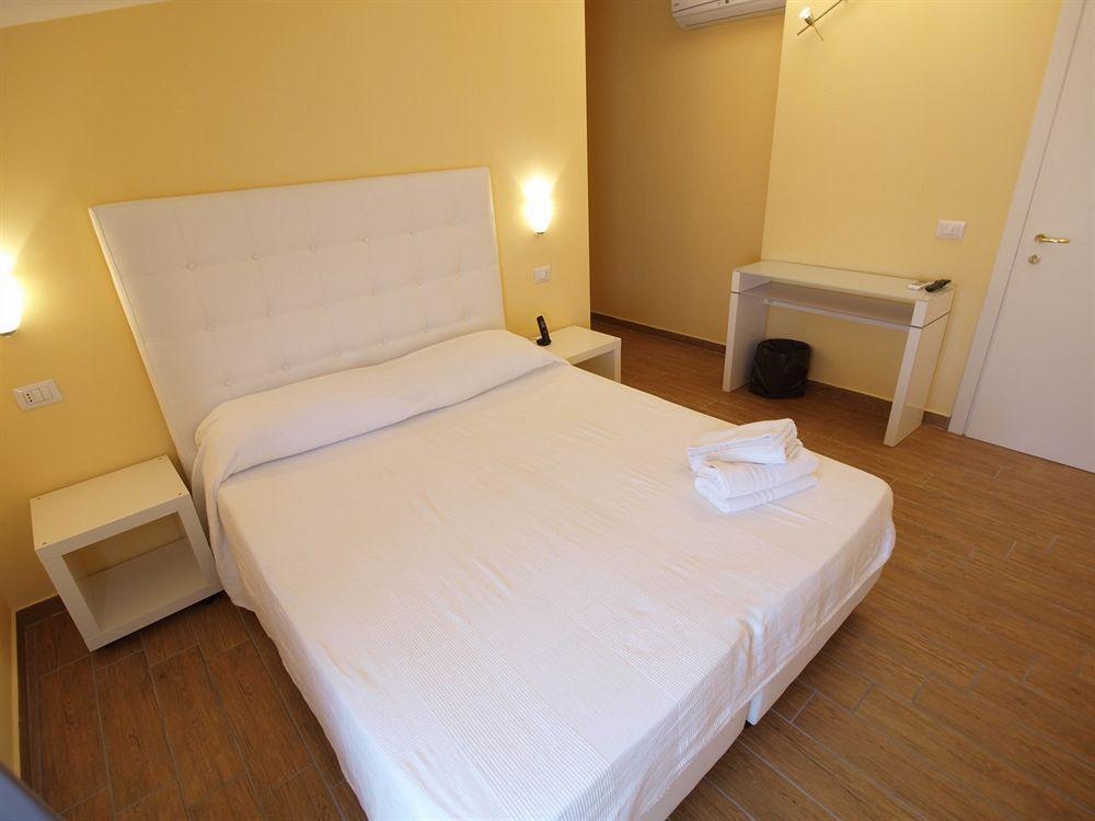 Via Mameli 5 Hotel Sanremo Eksteriør billede