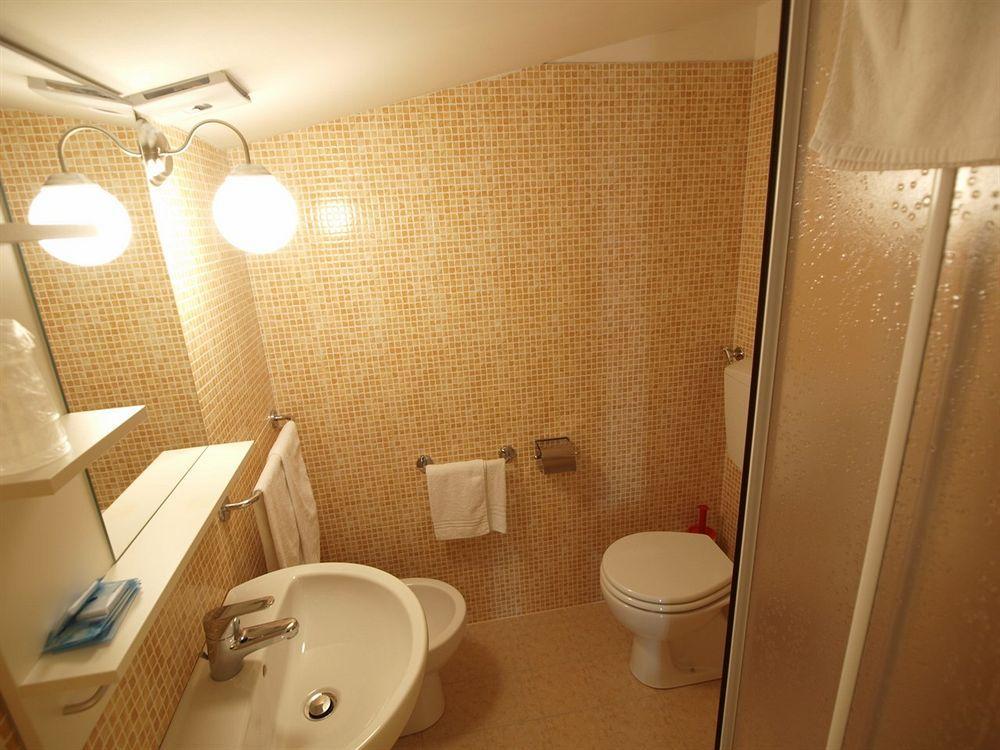 Via Mameli 5 Hotel Sanremo Eksteriør billede
